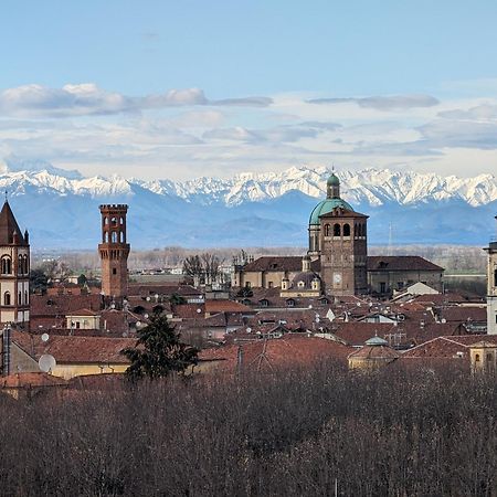 Apartament La Terrazza Del Re Vercelli Zewnętrze zdjęcie