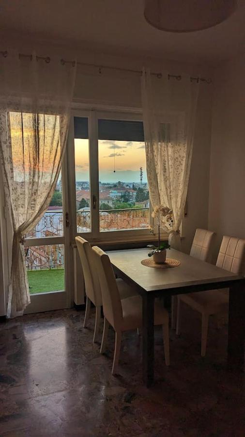 Apartament La Terrazza Del Re Vercelli Zewnętrze zdjęcie