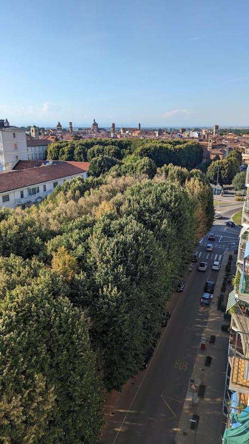 Apartament La Terrazza Del Re Vercelli Zewnętrze zdjęcie